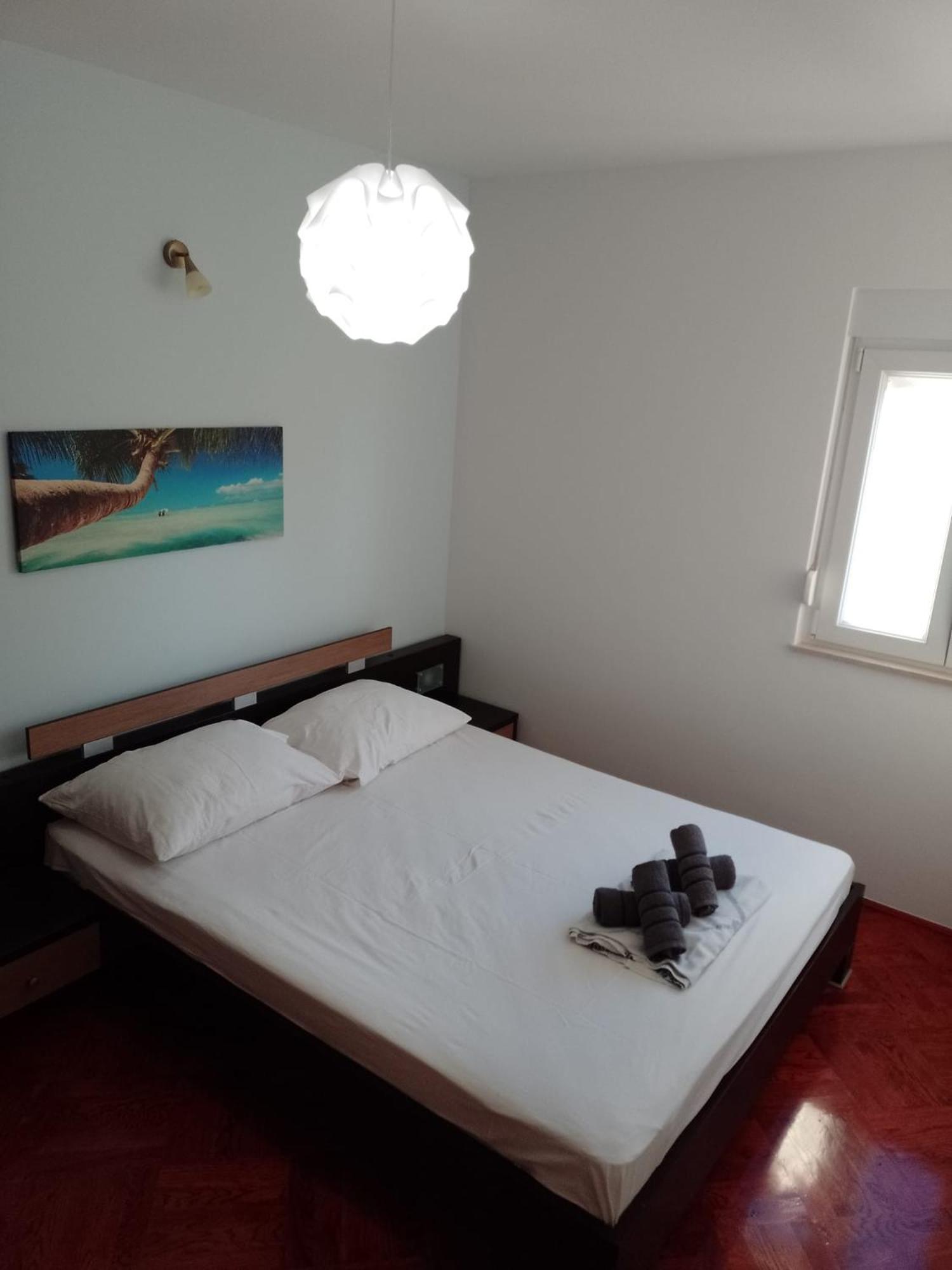 Apartments Silvije Марина Екстериор снимка